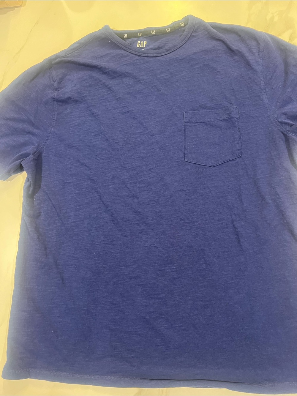 GAP Men's Short Sleeve Crew Pocket Tee in Royal Blue